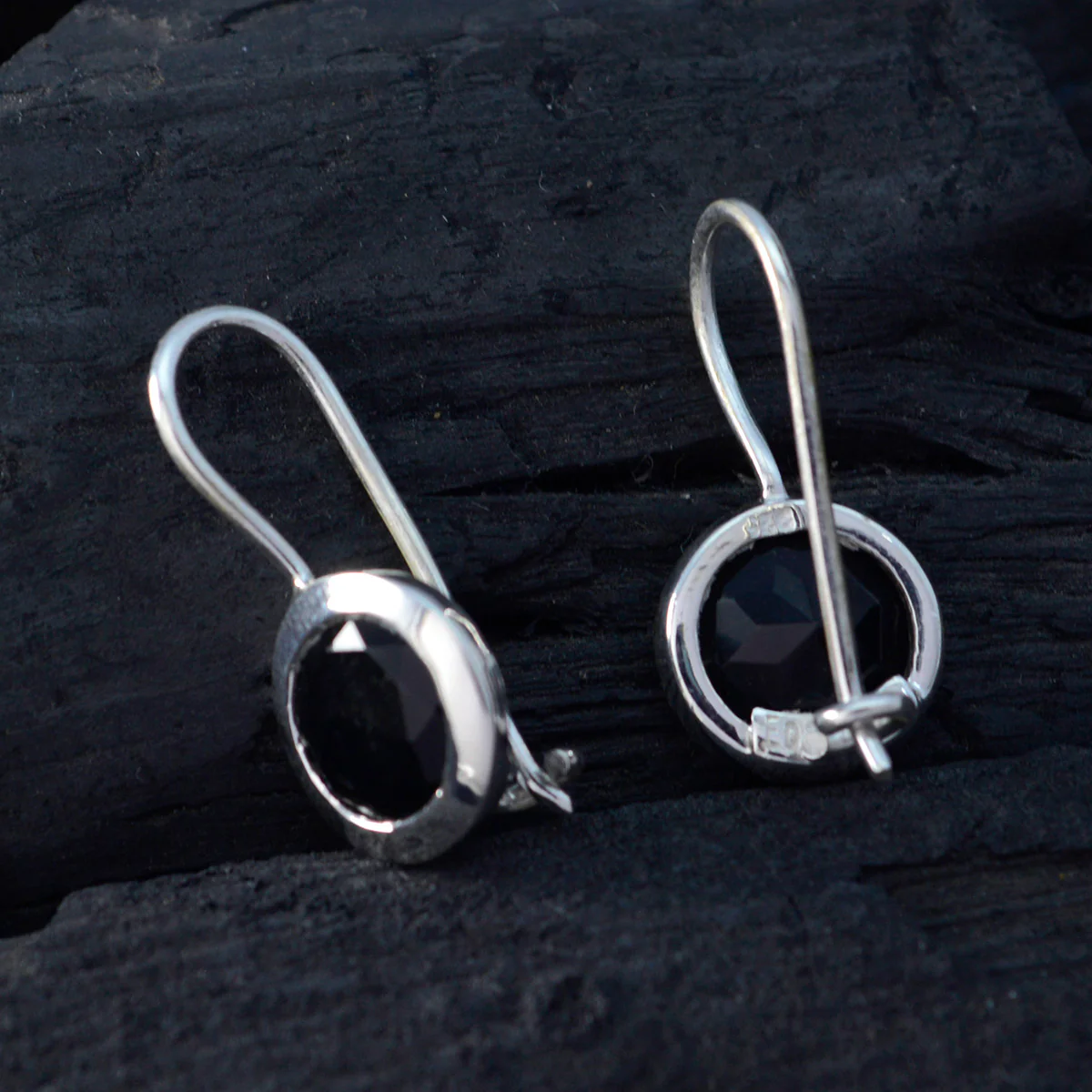 Black Onyx American Audrey Solitaire Dangle Black 925 Silver Earring - Image 4