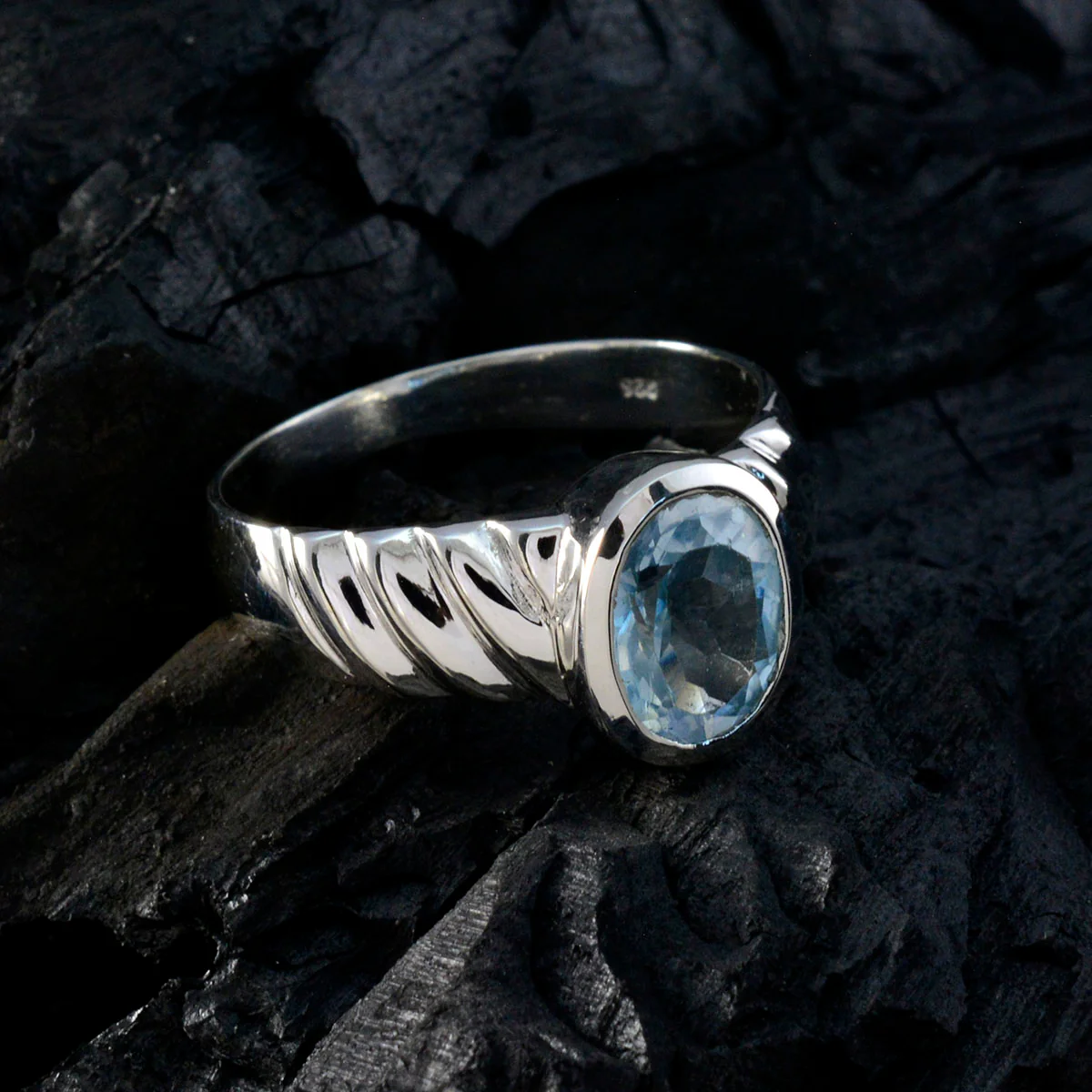 Blue Topaz Solitaire Indian Sterling Silver Blue Gemstone Mid-weight Fairytale Ring Jewellery - Image 4