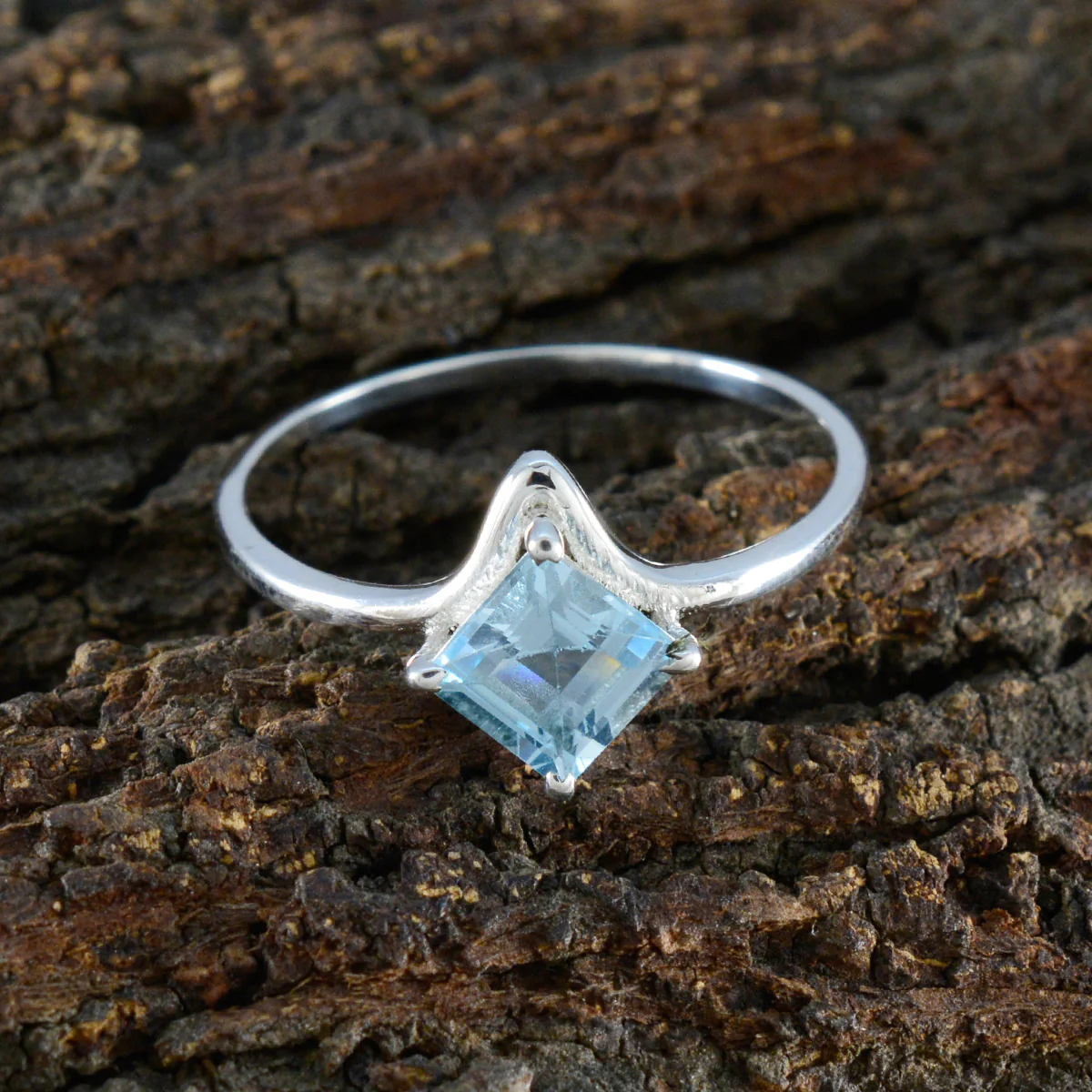 Blue Topaz Solitaire Japanese 925 Silver Blue Gems Delicate Feminine Ring Jewellery - Image 3