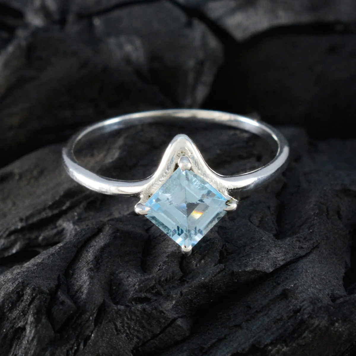 Blue Topaz Solitaire Japanese 925 Silver Blue Gems Delicate Feminine Ring Jewellery - Image 4