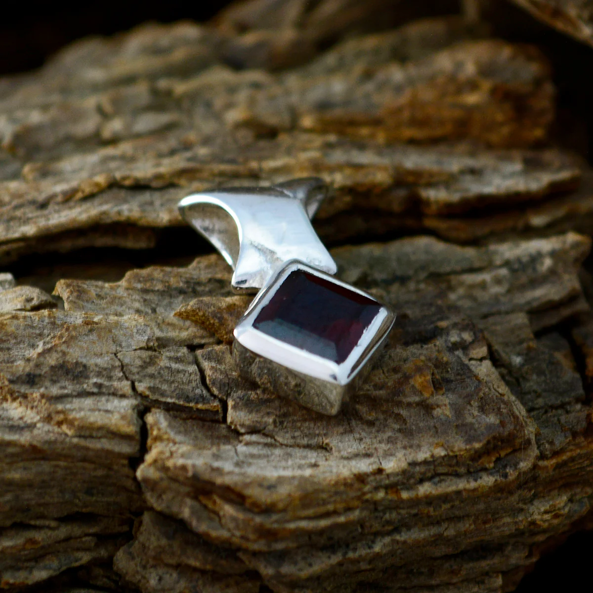 Garnet Minimalist Korean 92.5 Silver Solitaire Wen Abstract Red Pendant Jewellery - Image 3