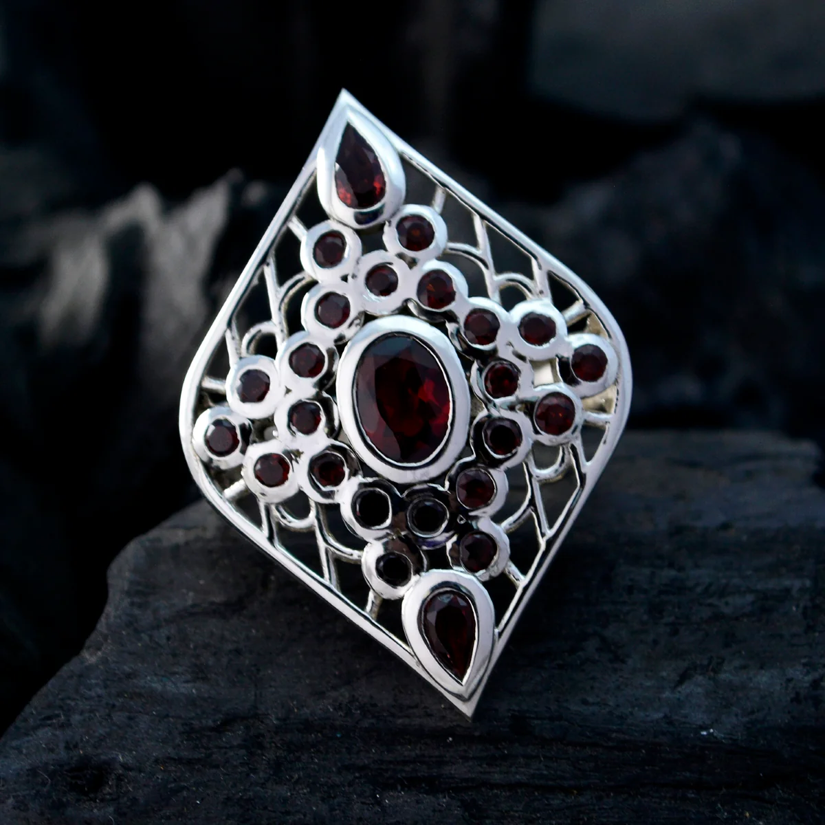 Garnet multiple Egyptian 925 Sterling Silver Red Gemstones Eye-catching Contemporary Ring Jewellery - Image 4