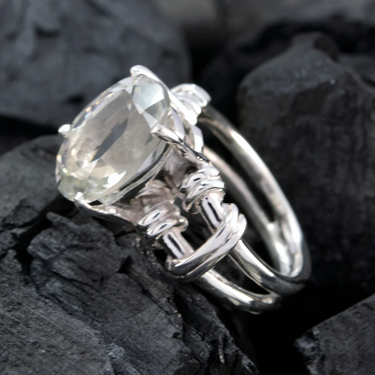 Green Amethyst Solitaire Latin American Silver Green Gemstone Eye-catching Rope-Wire Ring Jewellery - Image 4