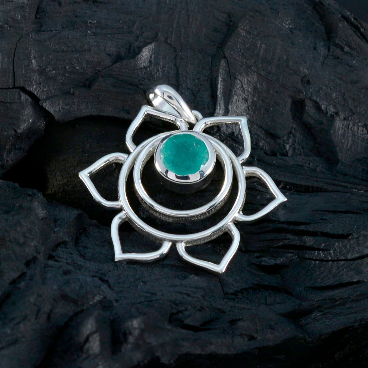 Green Onyx Dainty German Sterling Silver Solitaire Hazel Rope-Wire Green Pendant Jewellery - Image 3