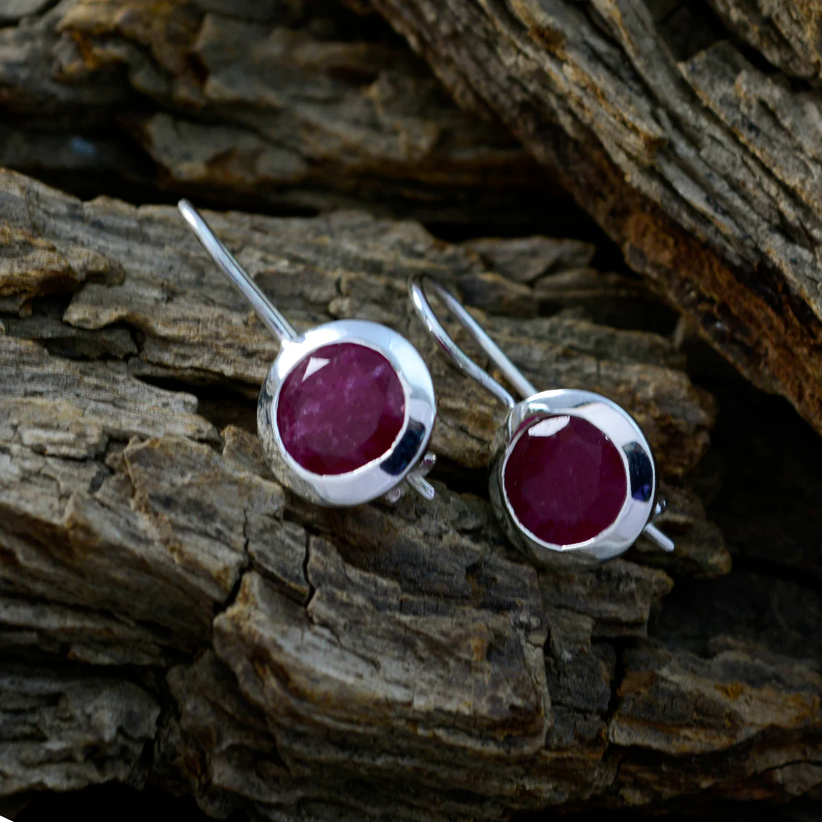 Indian Ruby Russian Ines Solitaire Dangle Red Sterling Silver Earring - Image 3