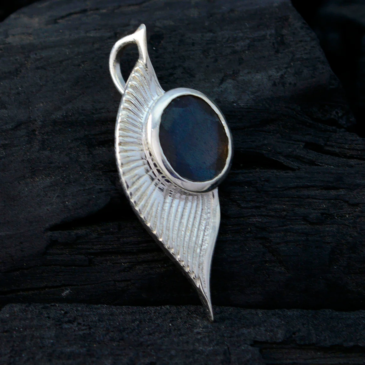Labradorite Dainty German Silver Solitaire Kennedy Abstract Gray Pendant Jewelry - Image 3