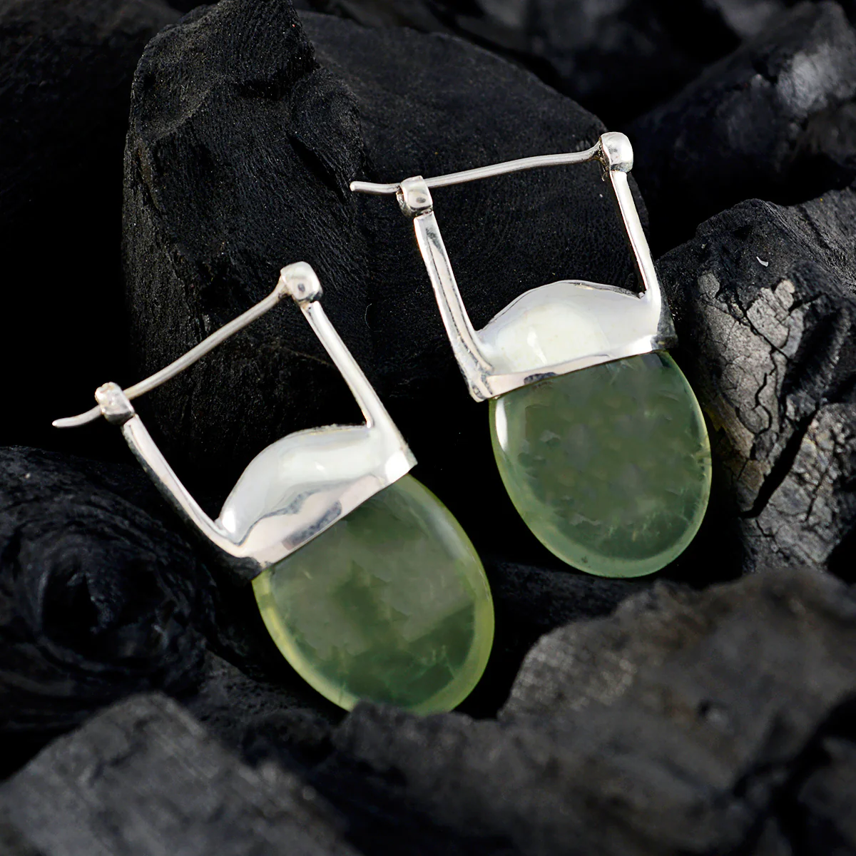 Prehnite Middle Eastern Victoria Solitaire Stud Green Silver Earring - Image 3