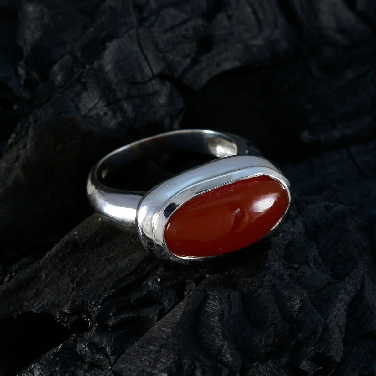 Red Onyx Solitaire Moroccan Silver Red Gemstones Eye-catching Engagement Ring Jewelry - Image 5